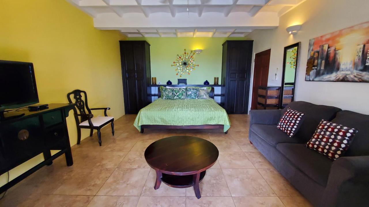 Villa Touloulou English Harbour Exterior photo