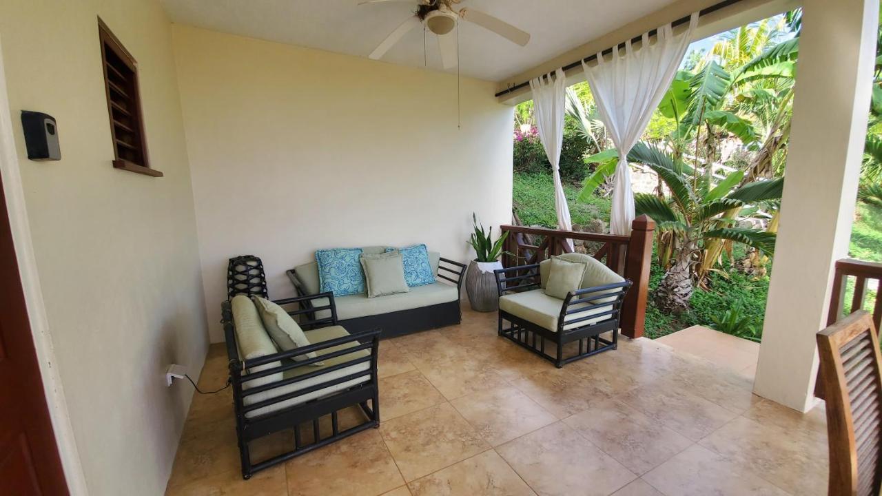 Villa Touloulou English Harbour Exterior photo