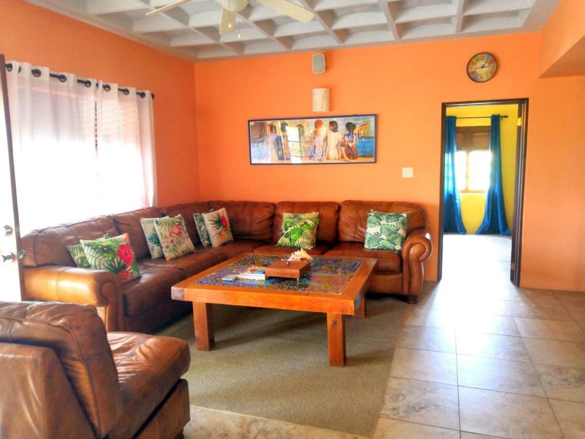 Villa Touloulou English Harbour Exterior photo