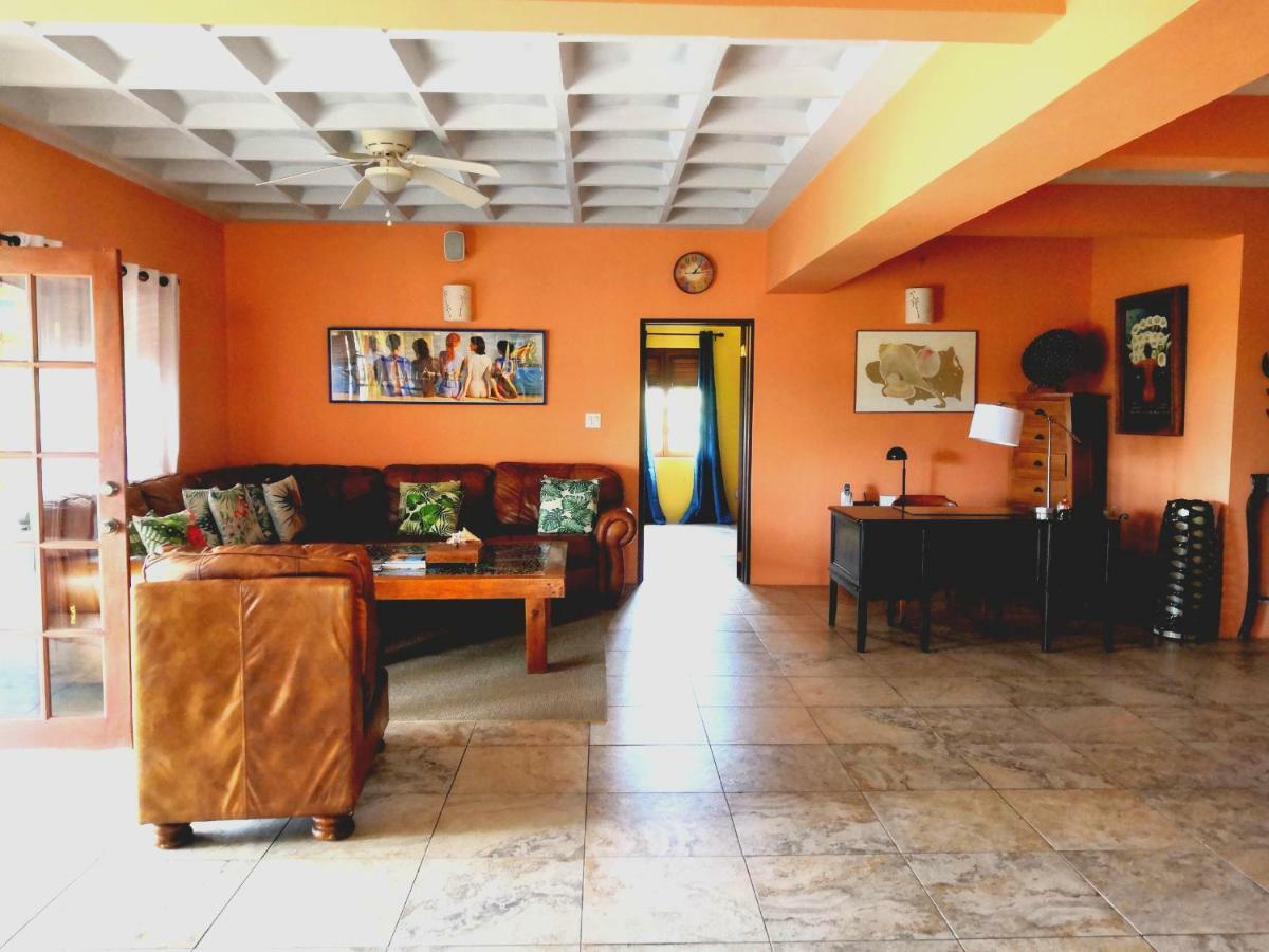 Villa Touloulou English Harbour Exterior photo